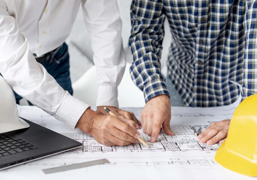architect-showing-project-client architect-showing-project-client