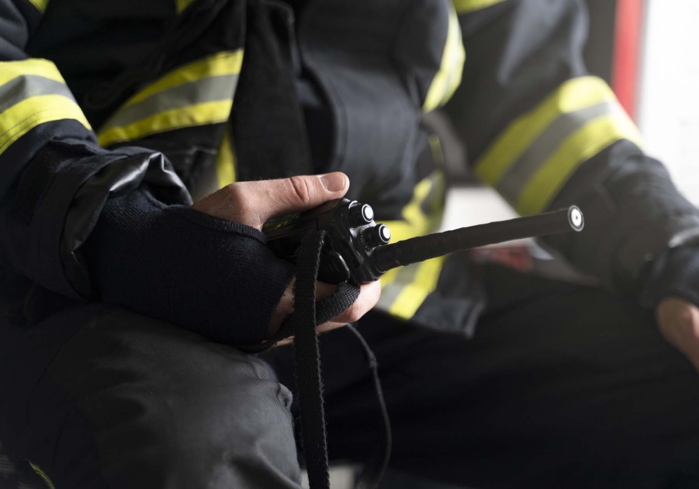 firefighter-with-safety-suit-station firefighter-with-safety-suit-station
